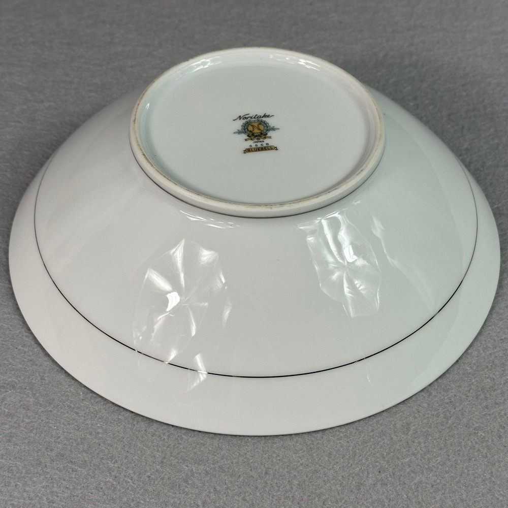 Noritake Bluebell # 5558 8" Round Vegetable Serving Bowl - Picture 3 of 6